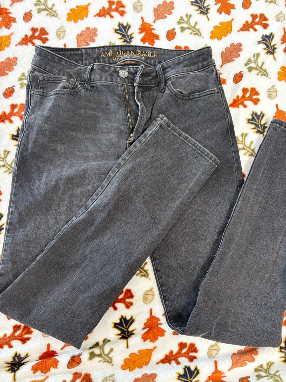 American Eagle Outfitters Charcoal Gray High-Rise Skinny Jeans